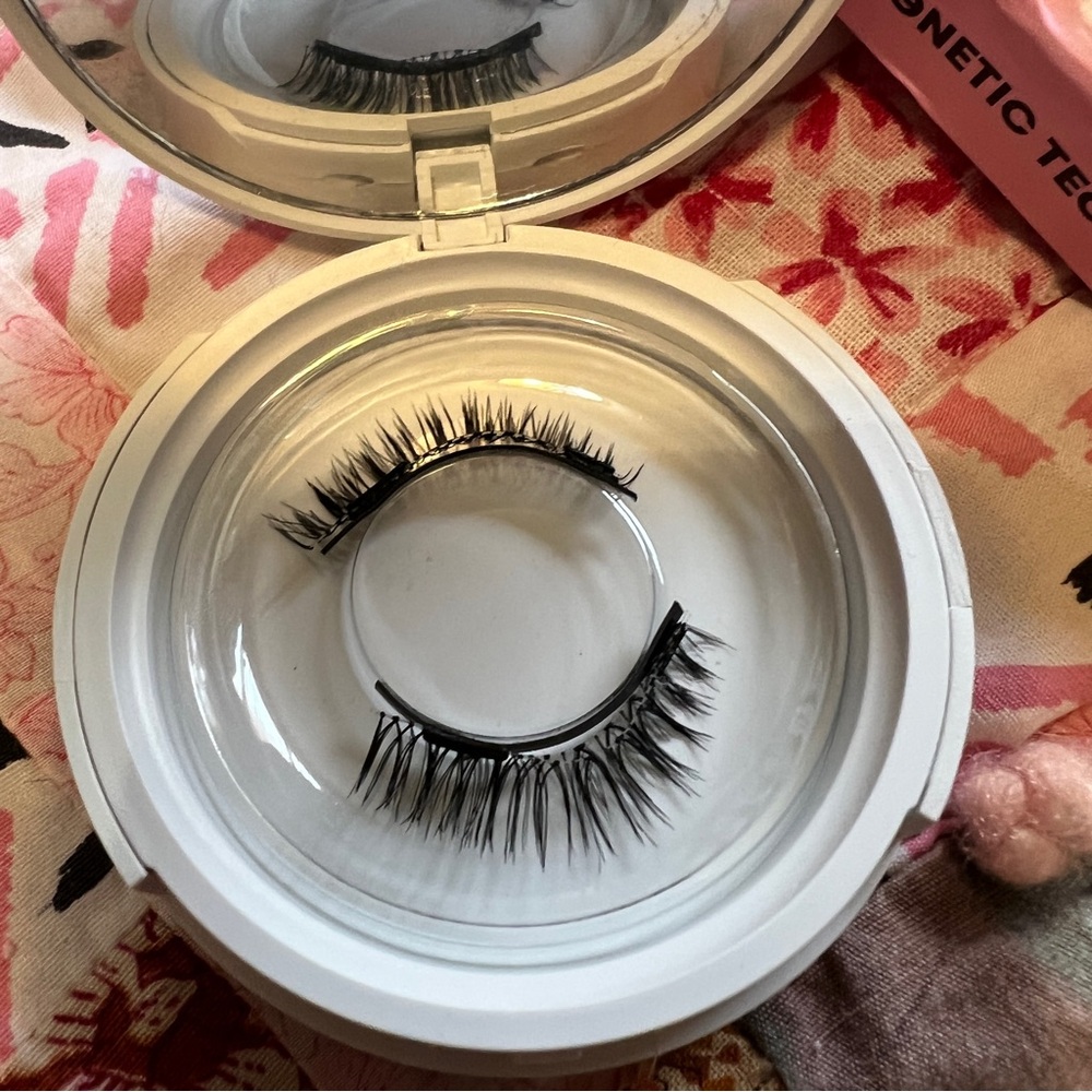 Magnetic Lash Kit - Black - Picture 7 of 7